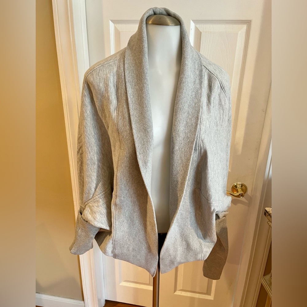 Women’s Gray Sweatshirt Open Oversized Shrug